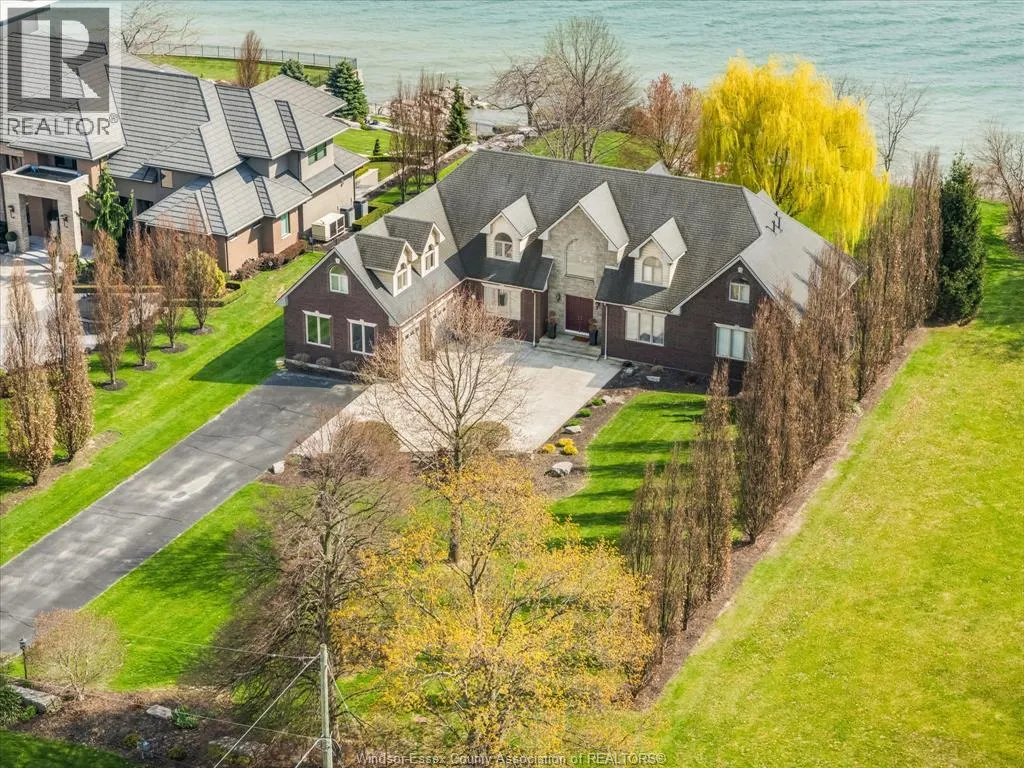 2055 HICKORY LANE
