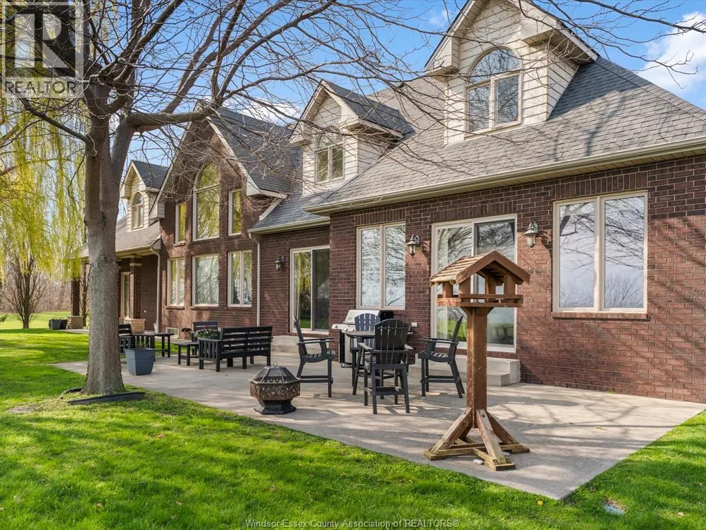 2055 HICKORY LANE