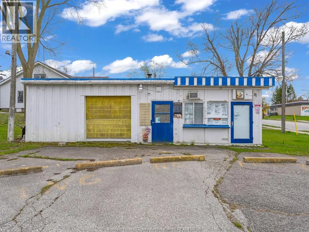 87 Division STREET North