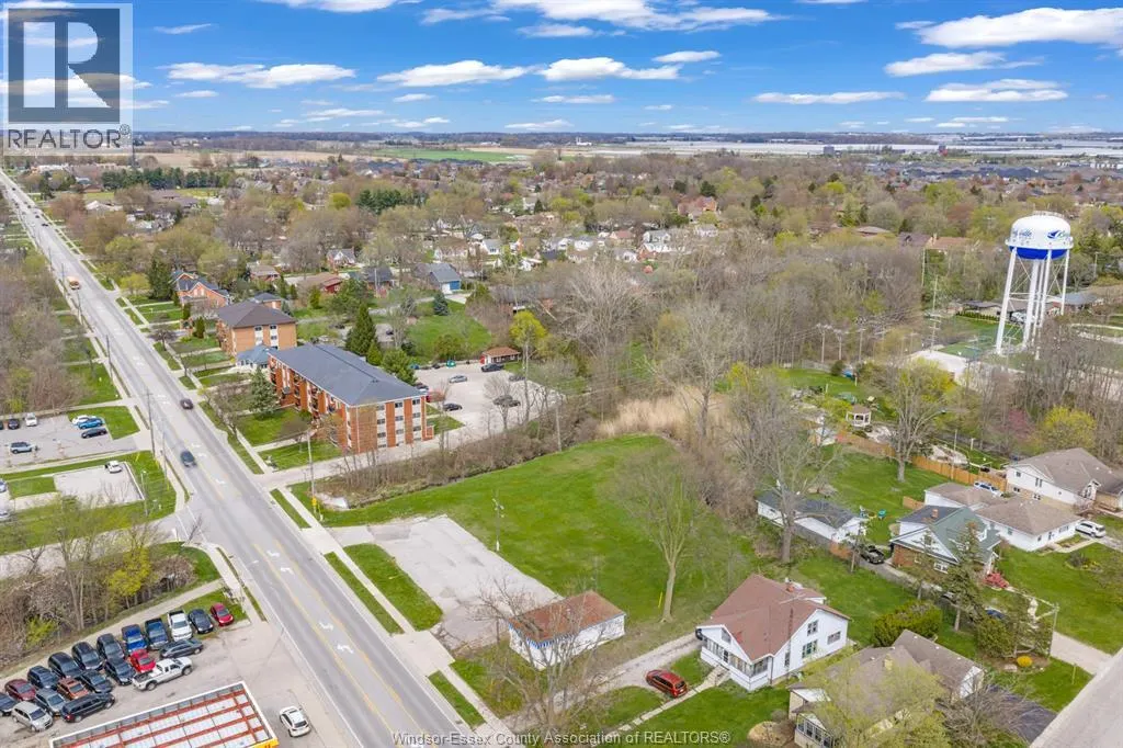 87 Division STREET North