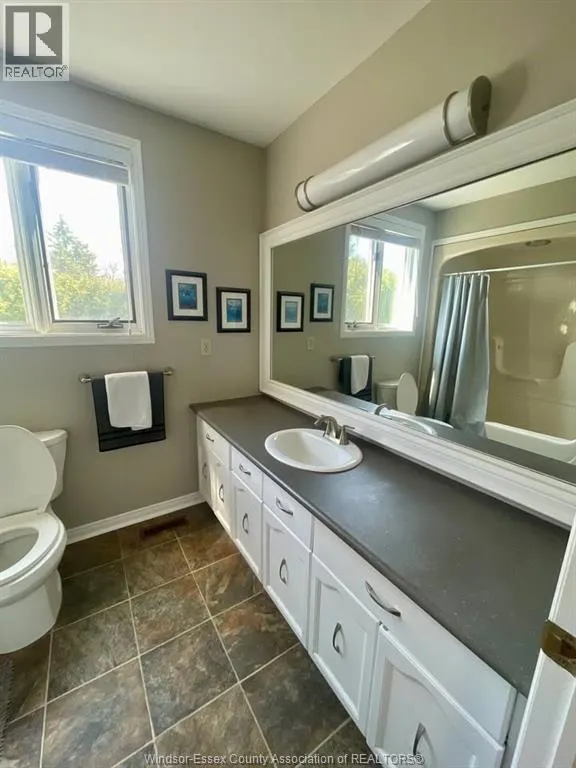 555 JEFFREYBROOK DRIVE