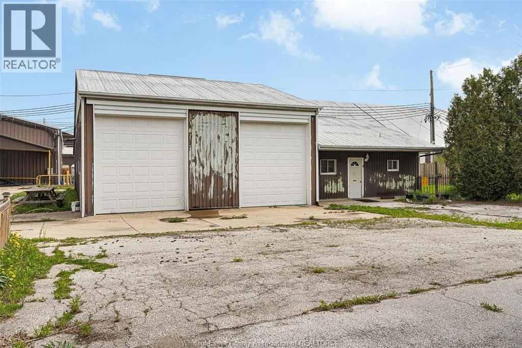 329 COUNTY RD 34 East
