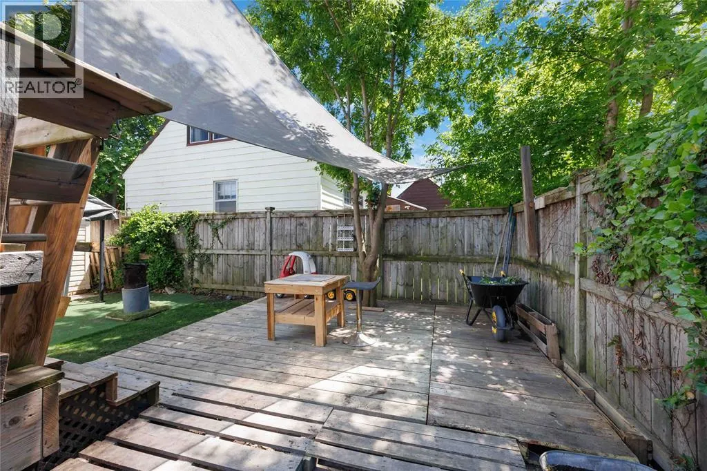 429 EAST STREET North