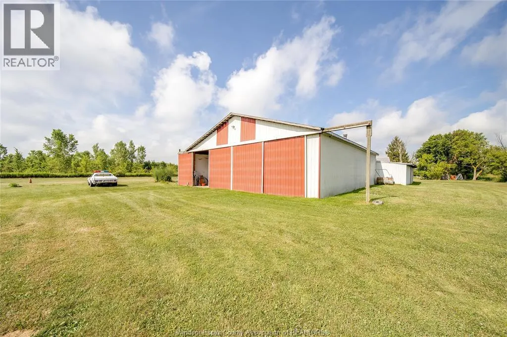 7063 COULTER Sideroad