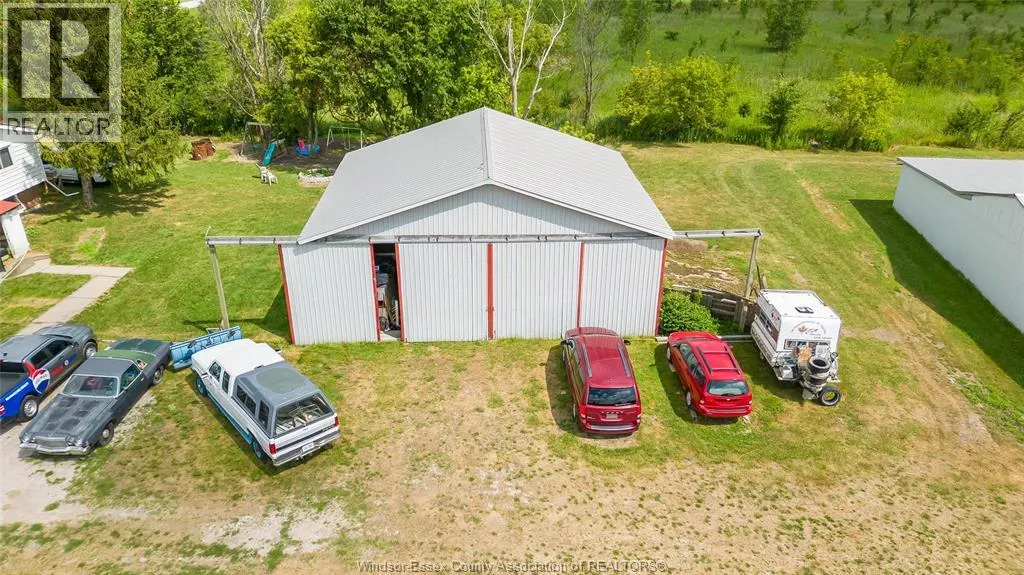 7063 COULTER Sideroad
