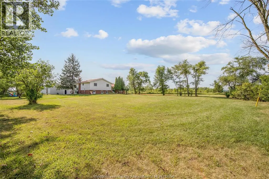 7063 COULTER Sideroad