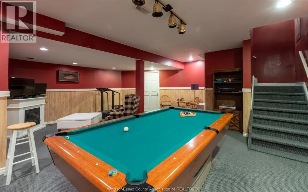 379 ELMGROVE DRIVE