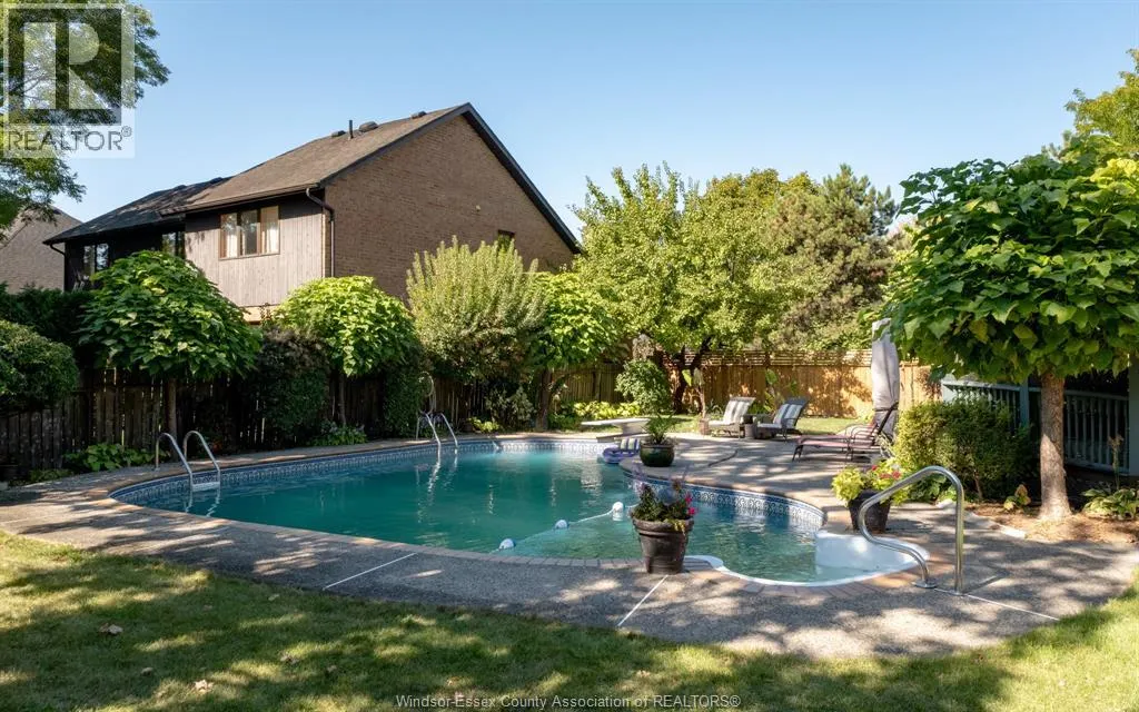 379 ELMGROVE DRIVE