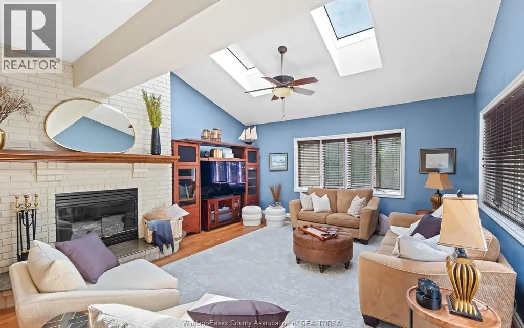 379 ELMGROVE DRIVE