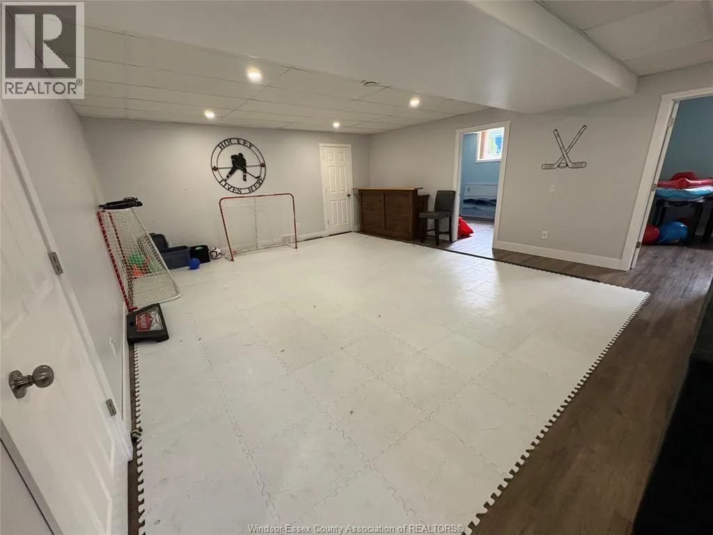 21107 MCLEAN ROAD