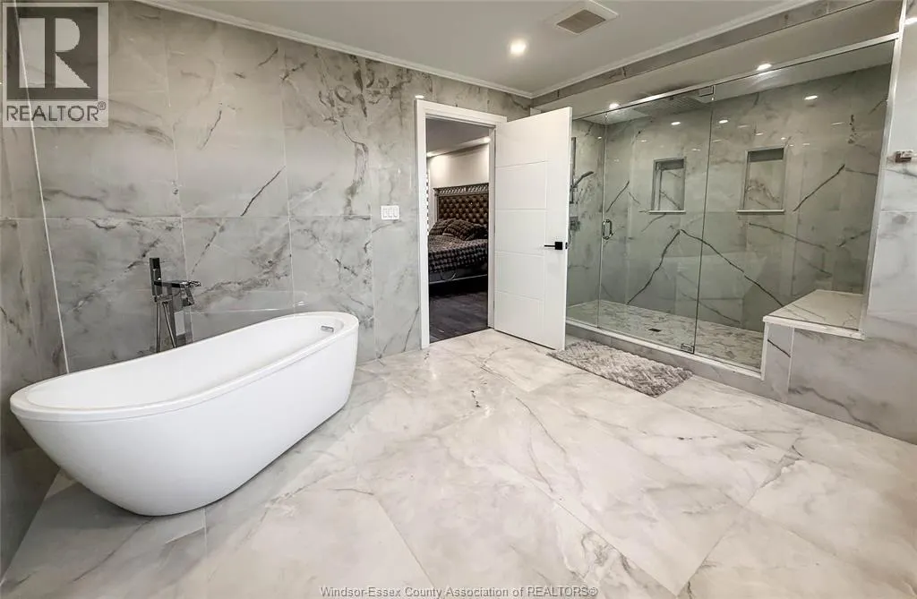 7 CYPRESS POINTE