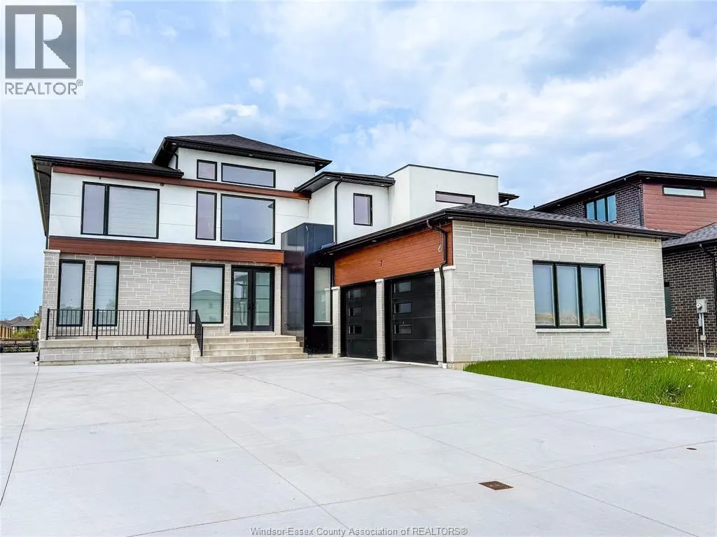 7 CYPRESS POINTE