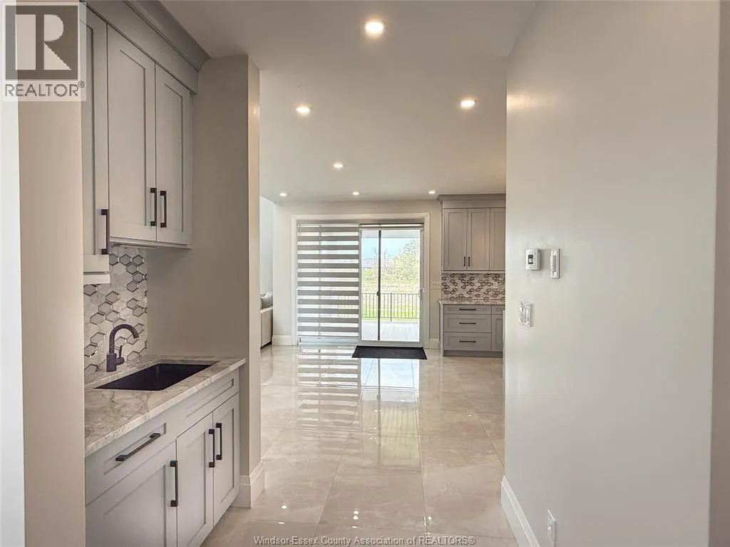 7 CYPRESS POINTE