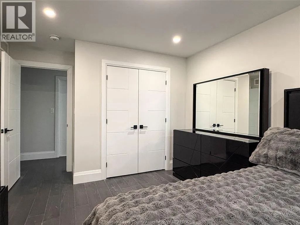 7 CYPRESS POINTE