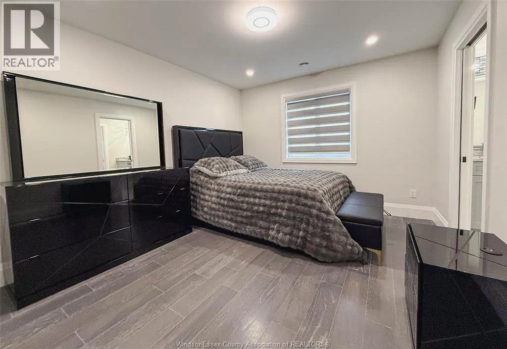 7 CYPRESS POINTE
