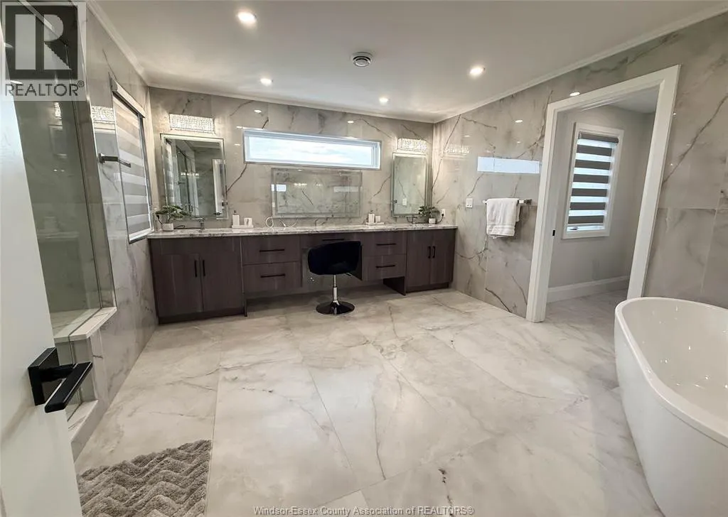7 CYPRESS POINTE