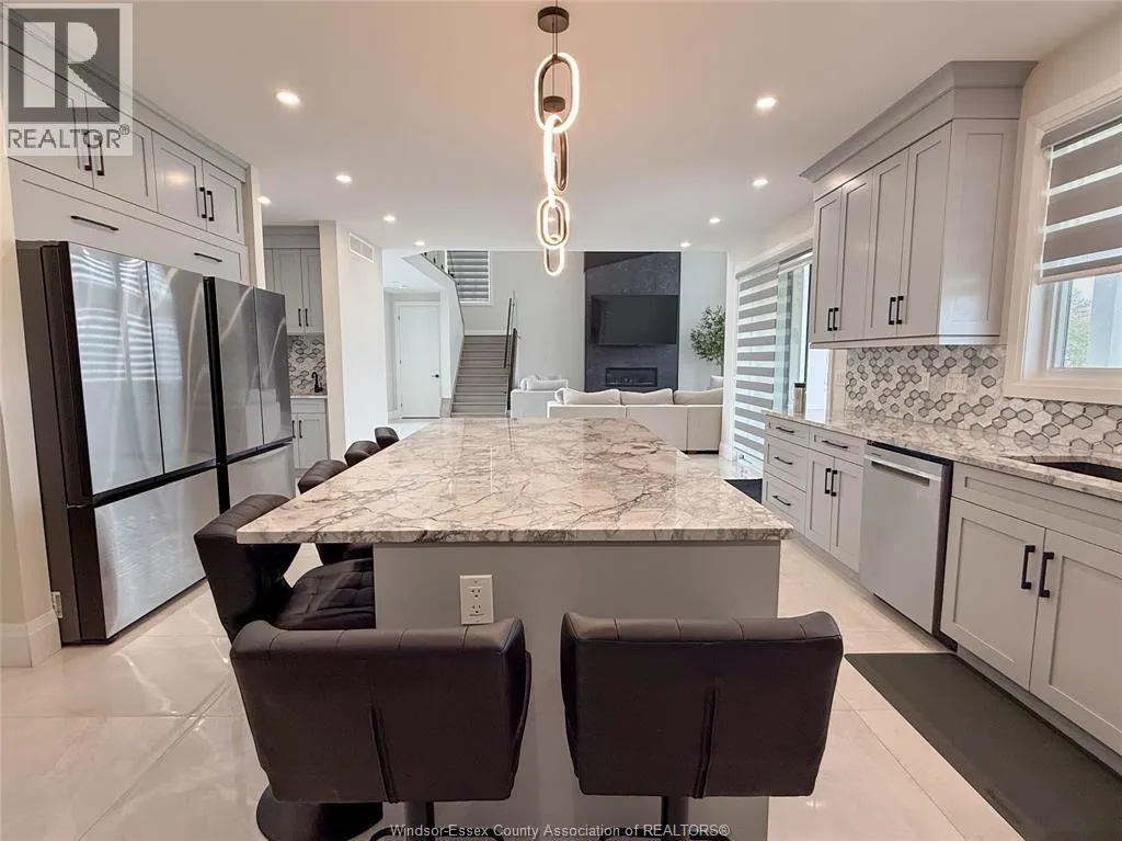 7 CYPRESS POINTE