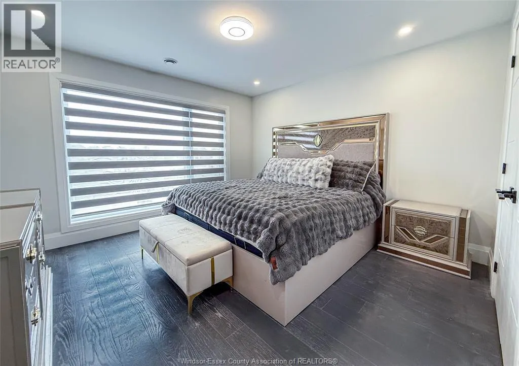 7 CYPRESS POINTE