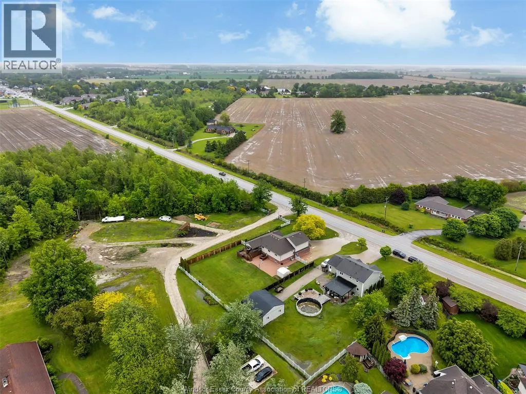 303 Gosfield Townline West