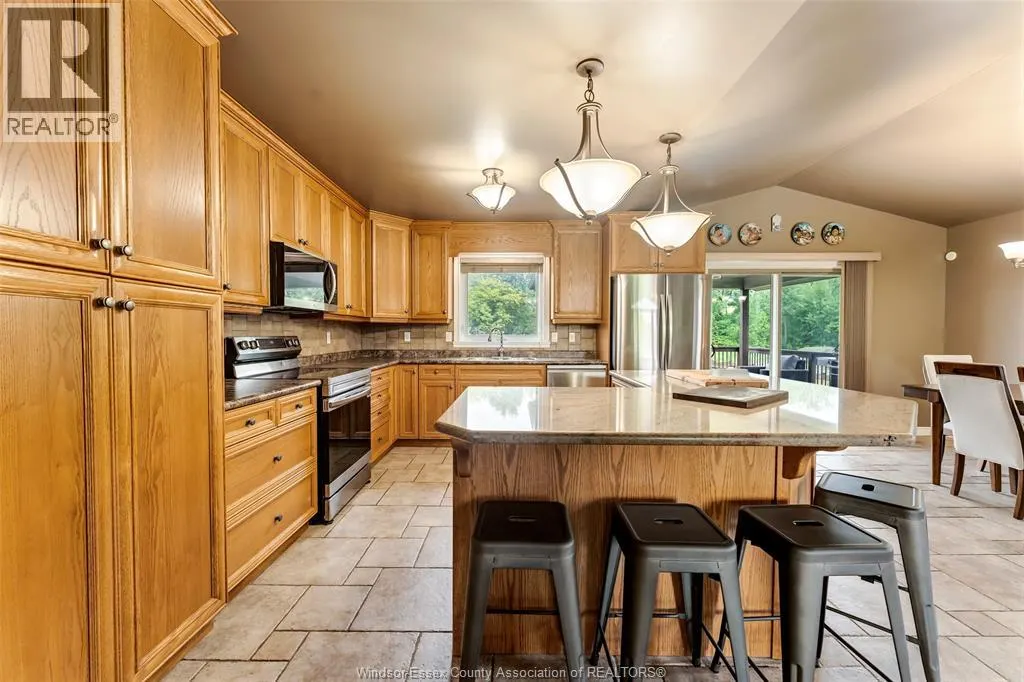 303 Gosfield Townline West