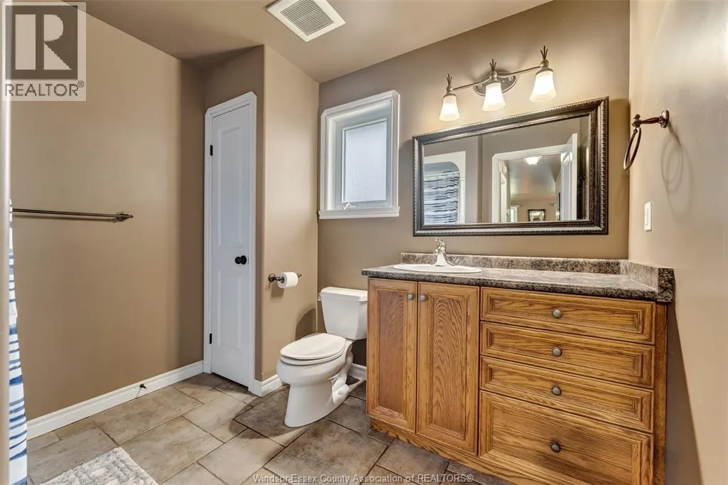 303 Gosfield Townline West