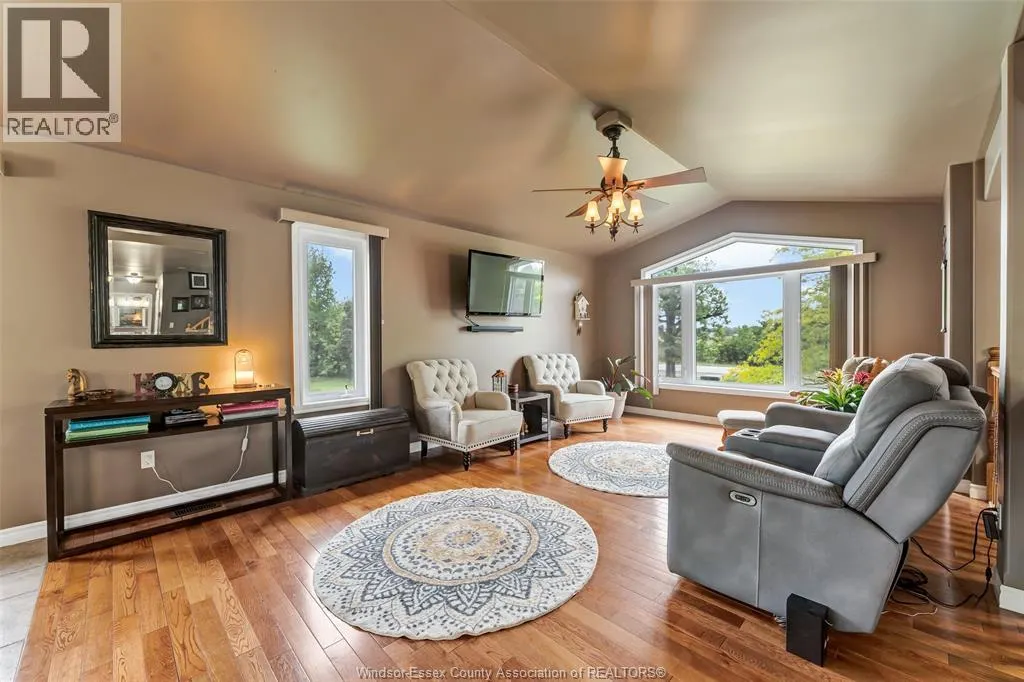 303 Gosfield Townline West