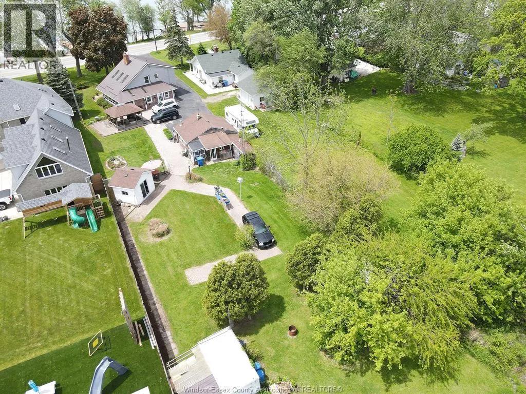 1047 FRONT ROAD South
