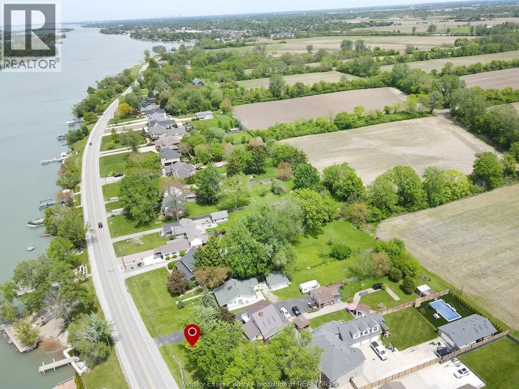 1047 FRONT ROAD South