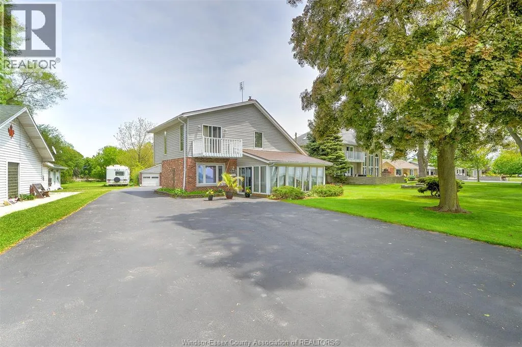 1047 FRONT ROAD South