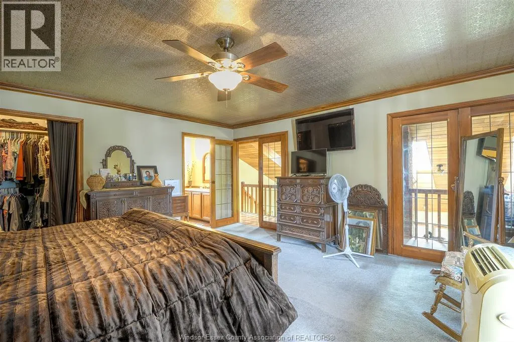 1047 FRONT ROAD South