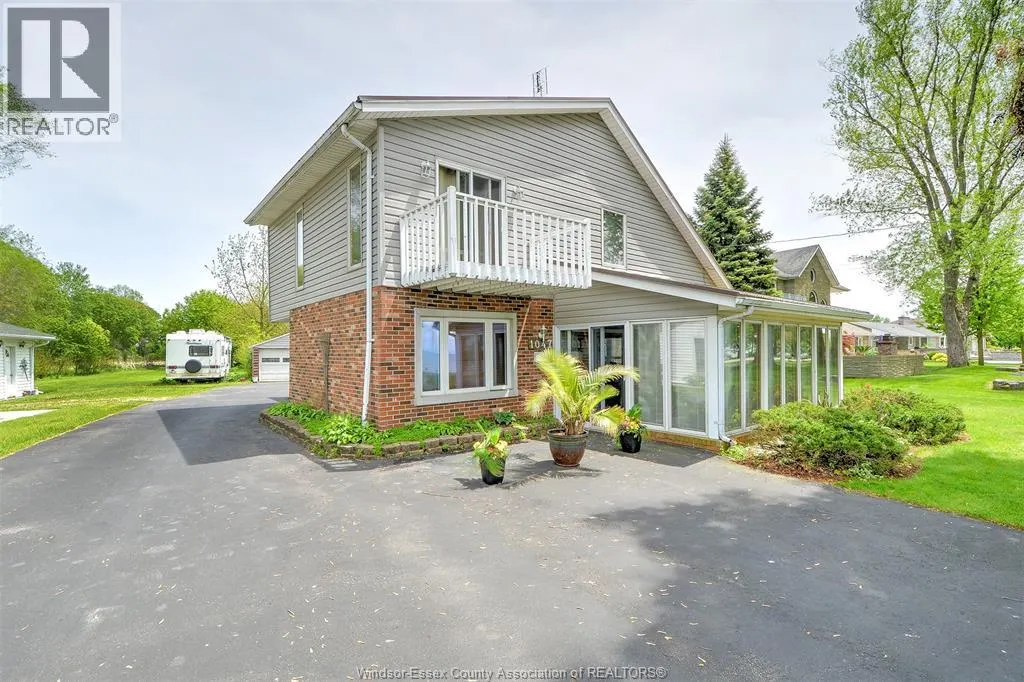 1047 FRONT ROAD South