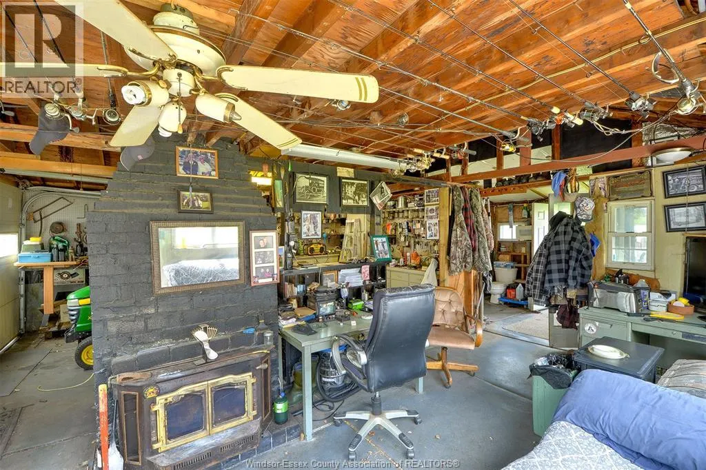 1047 FRONT ROAD South