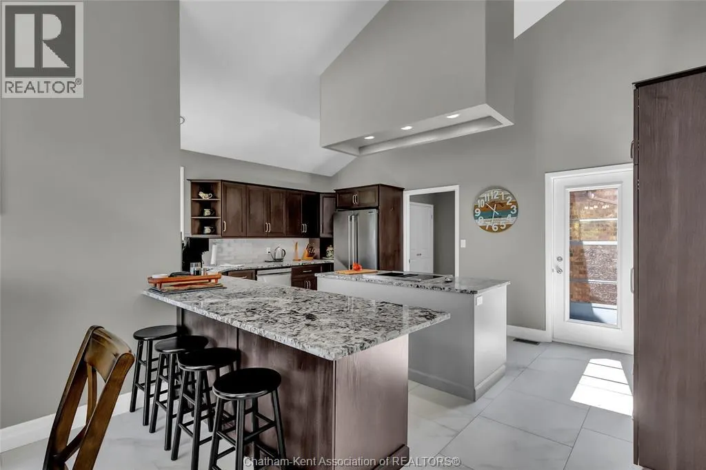 10691 Lakeview DRIVE