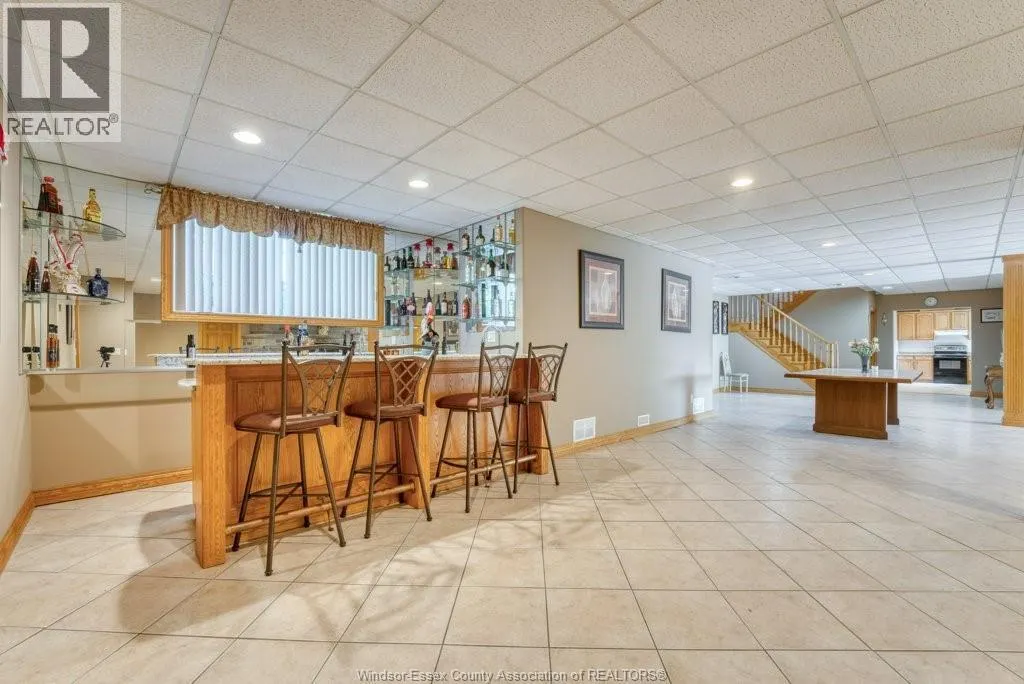 1440 Ridge ROAD