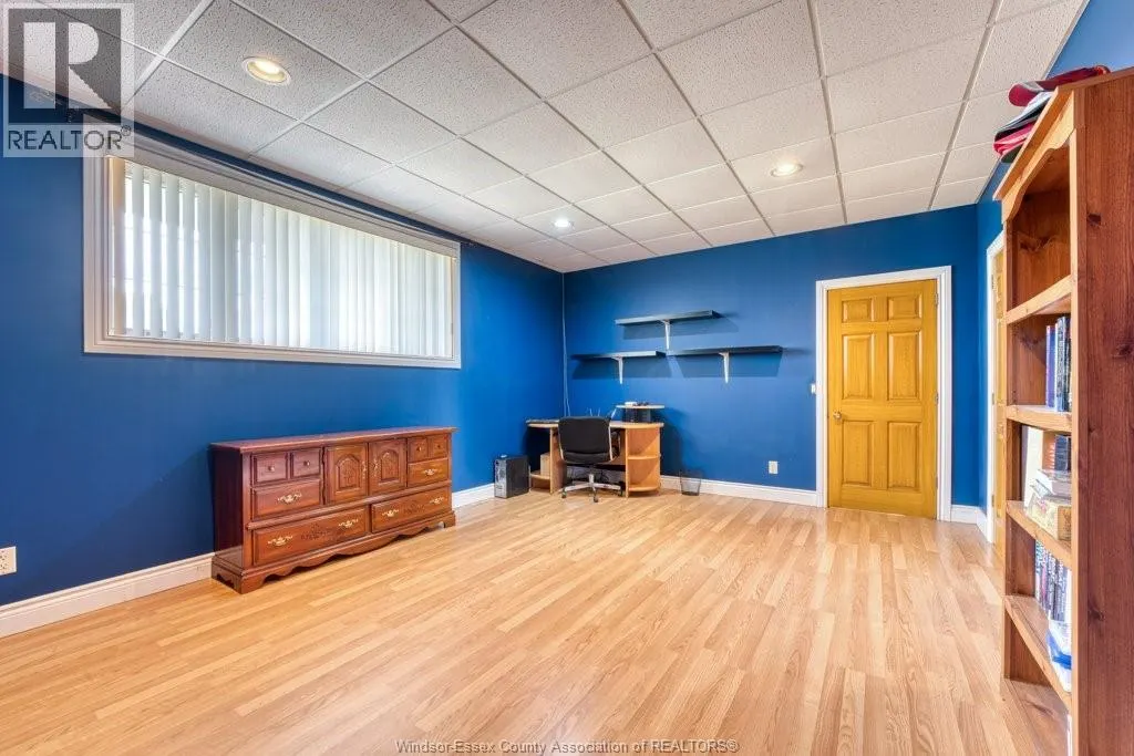 1440 Ridge ROAD