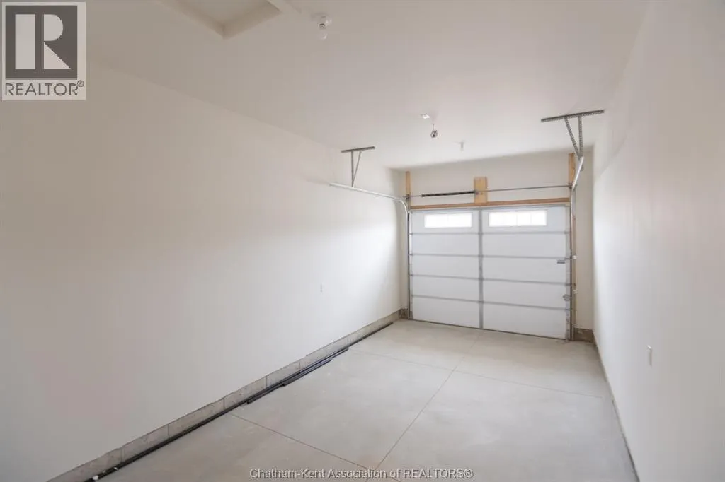 39 DEMALL DRIVE