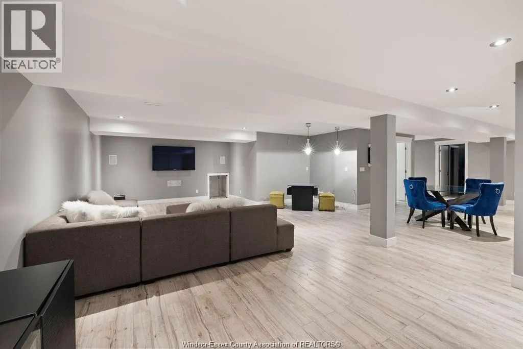 371 CHARRON BEACH