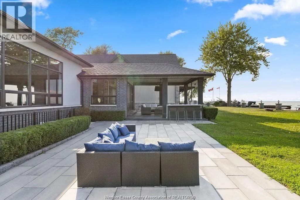 371 CHARRON BEACH