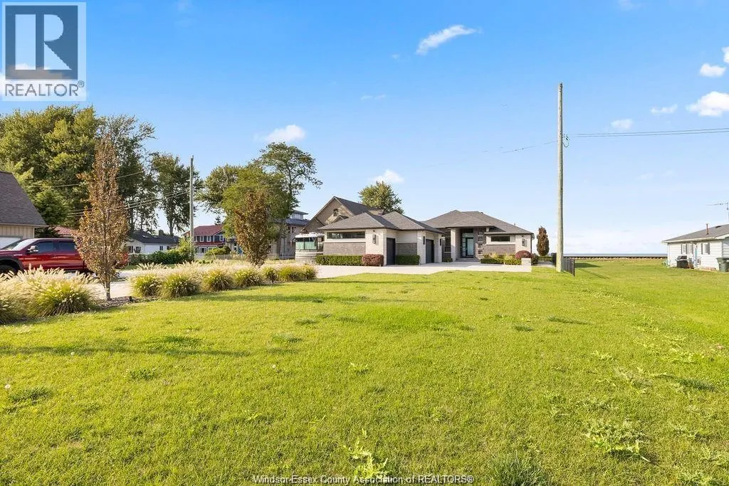371 CHARRON BEACH