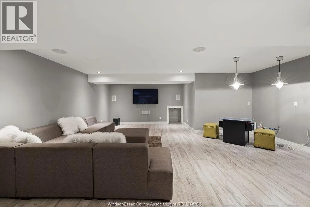371 CHARRON BEACH