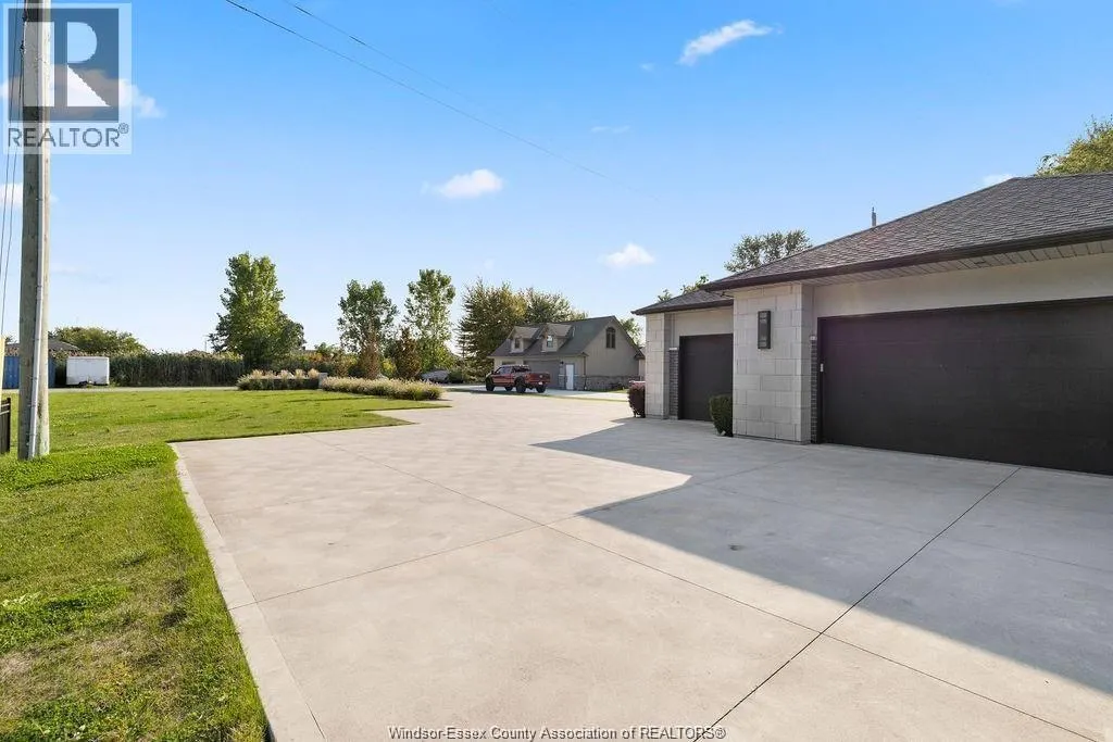 371 CHARRON BEACH