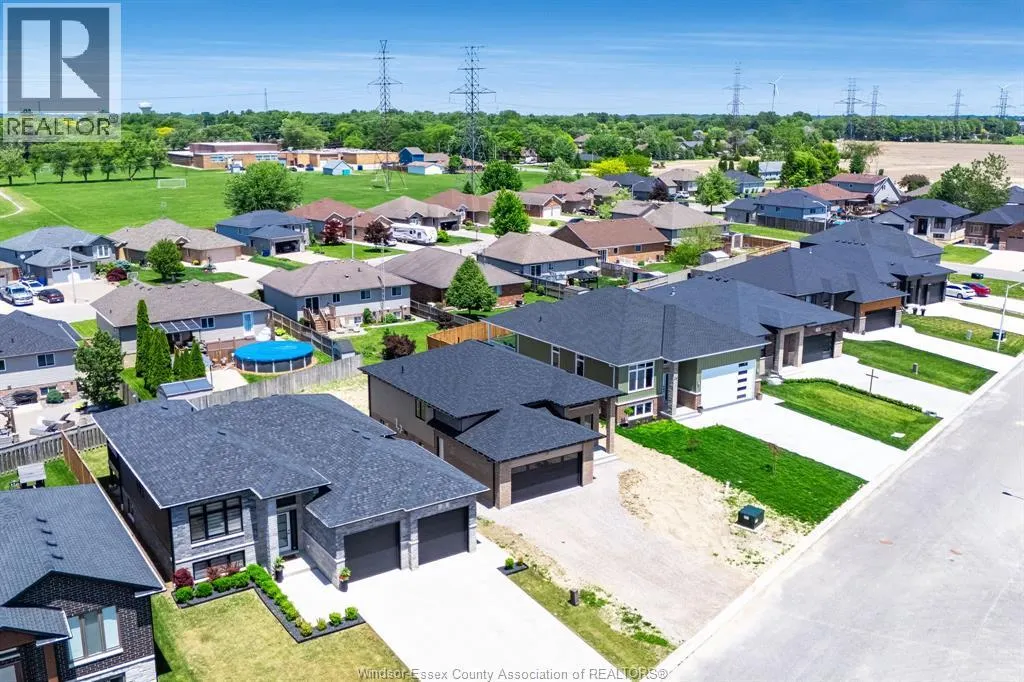 26 Hawthorne CRESCENT