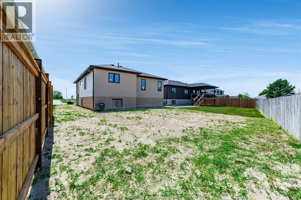 26 Hawthorne CRESCENT