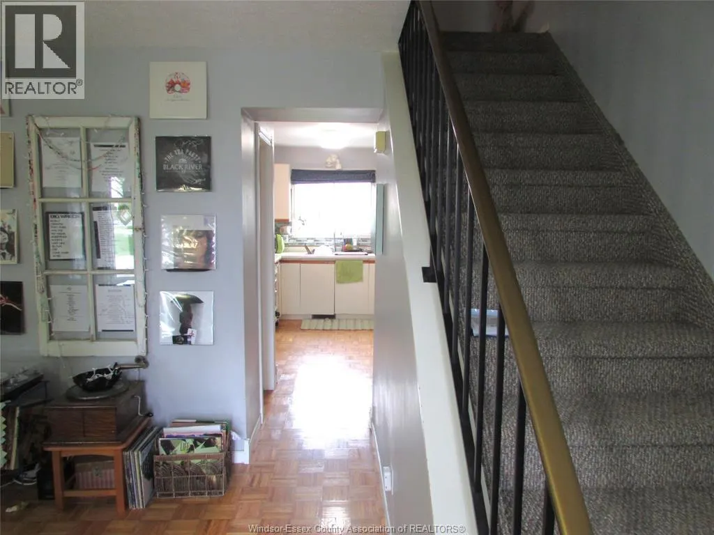 7 Cherry LANE Unit# 5
