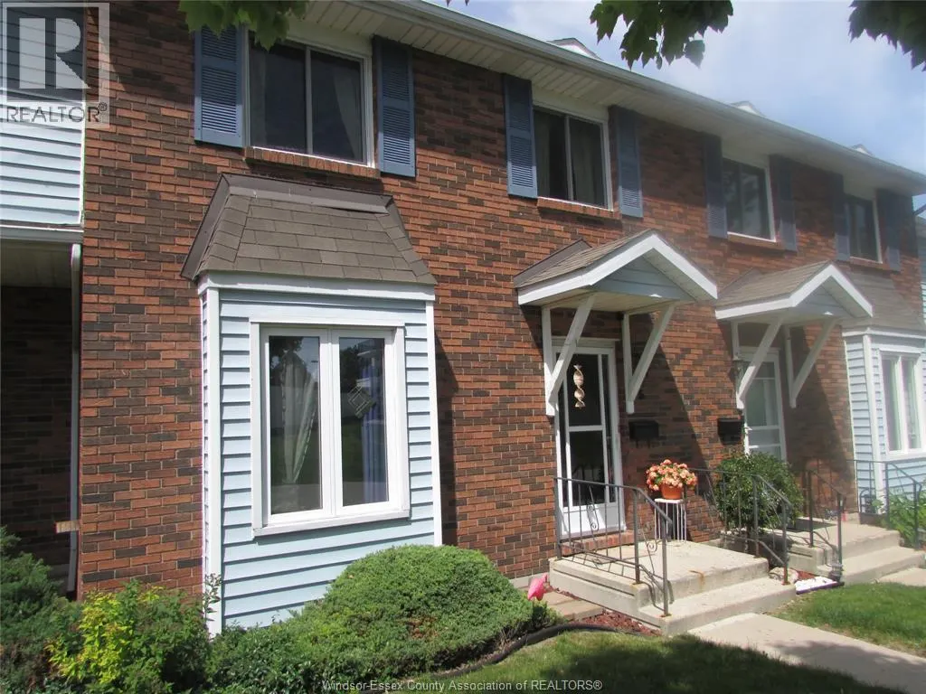 7 Cherry LANE Unit# 5