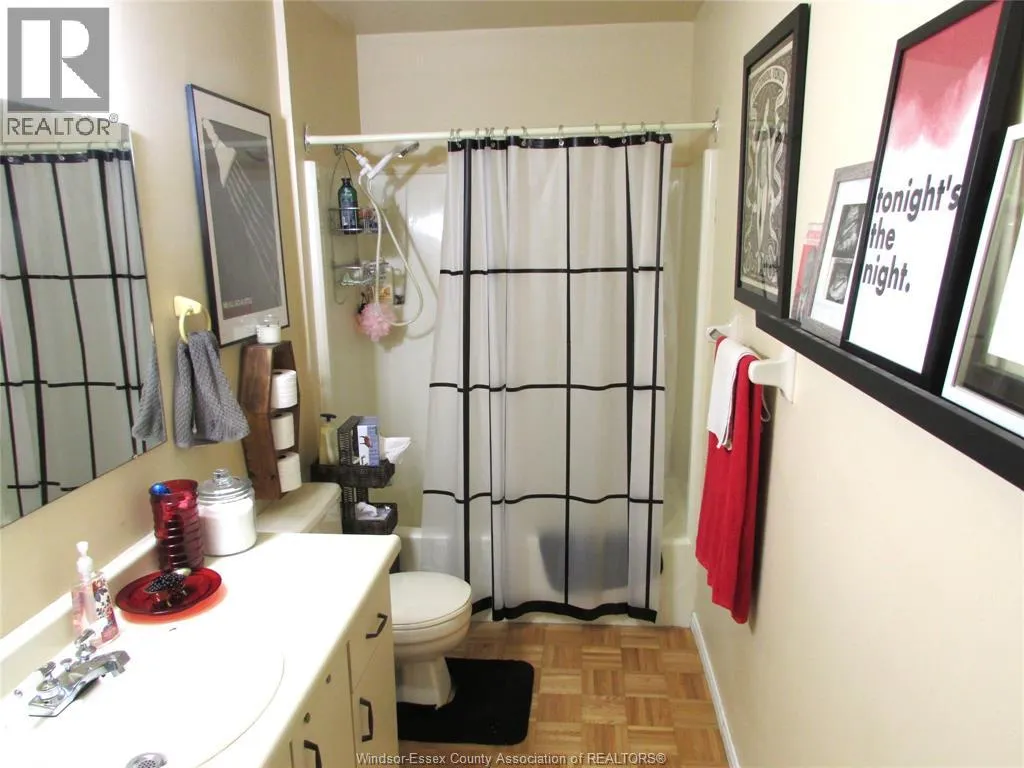 7 Cherry LANE Unit# 5