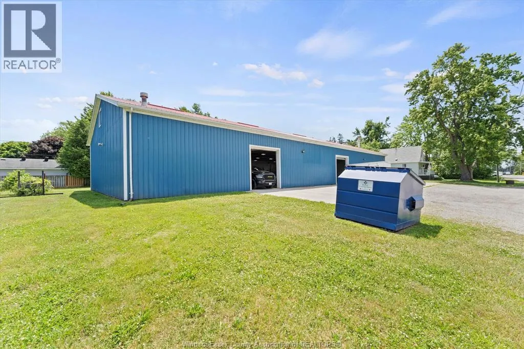 203 SINASAC STREET East
