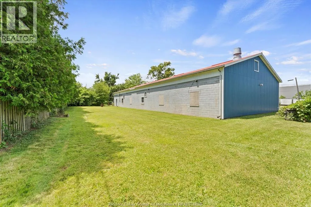 203 SINASAC STREET East