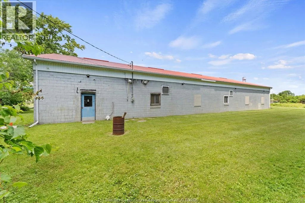 203 SINASAC STREET East