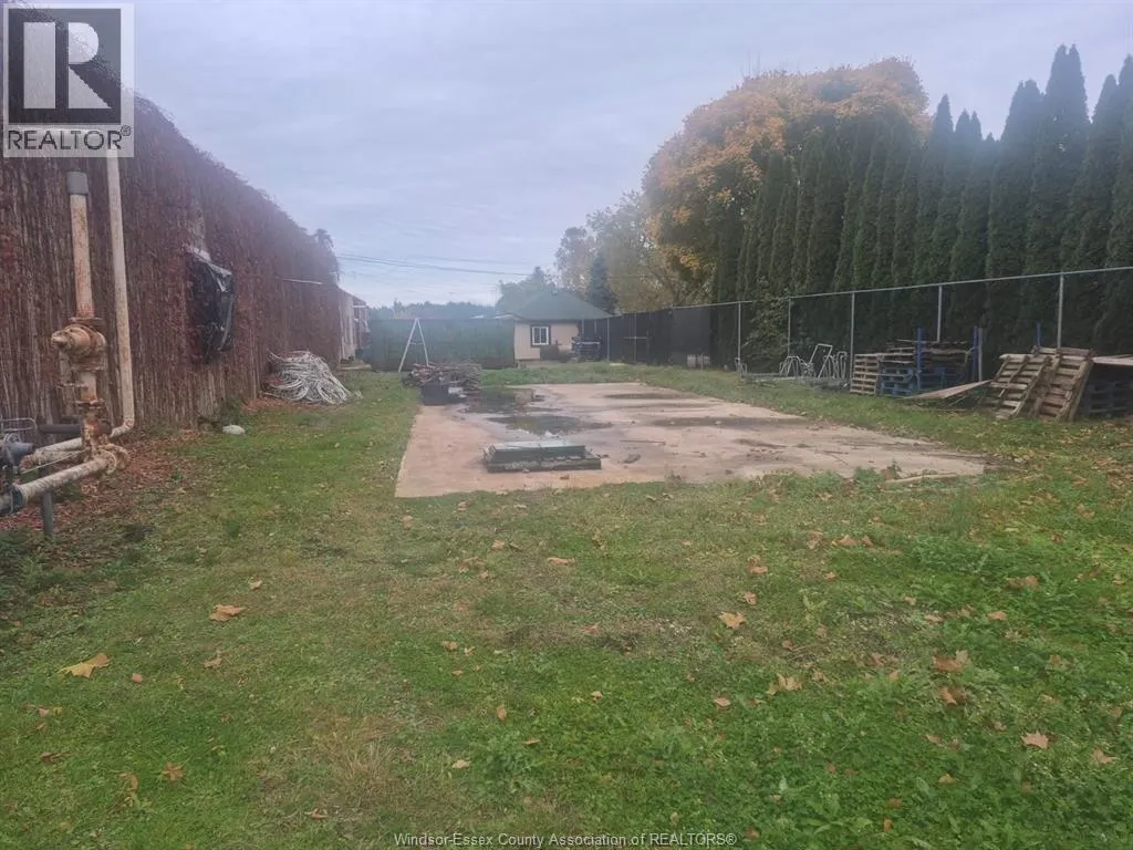 725 Mersea Rd 6 East